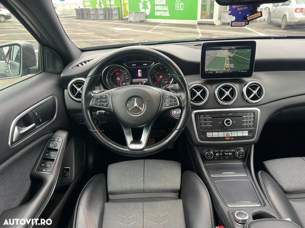 Mercedes-Benz GLA 200 d 7G-DCT UrbanStyle Edition - 6