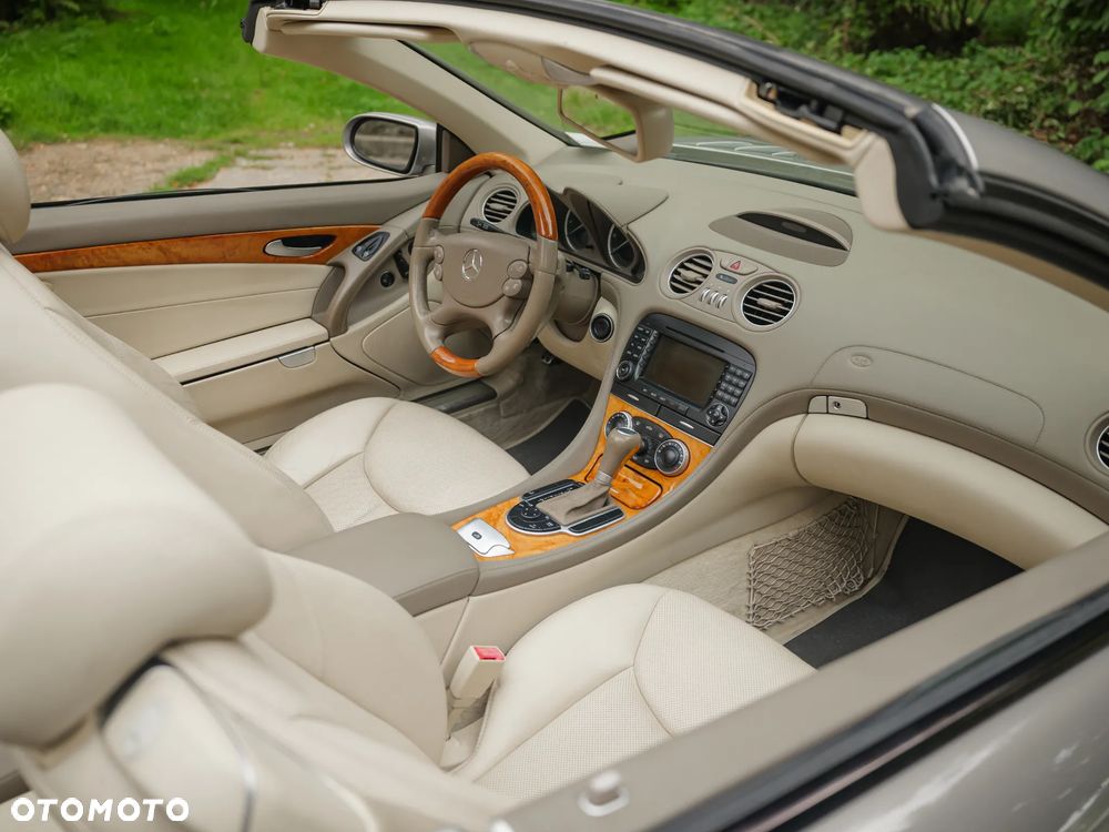 Mercedes-Benz SL 500 7G-TRONIC - 21
