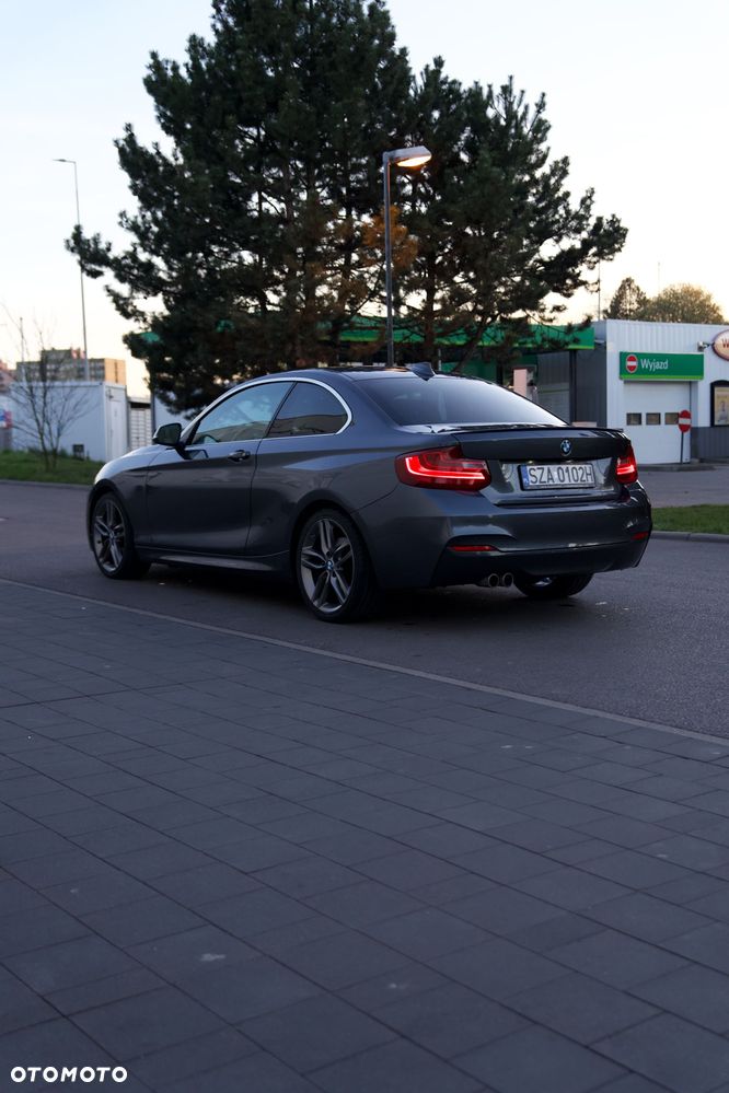 BMW Seria 2 225d Sport-Aut - 4