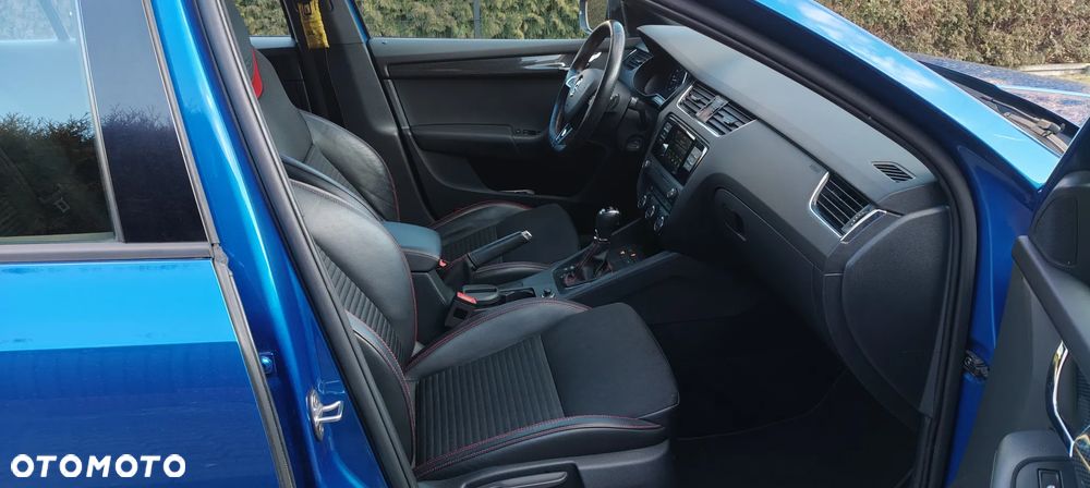 Skoda Octavia 2.0 TDI (Green tec) DSG RS - 11