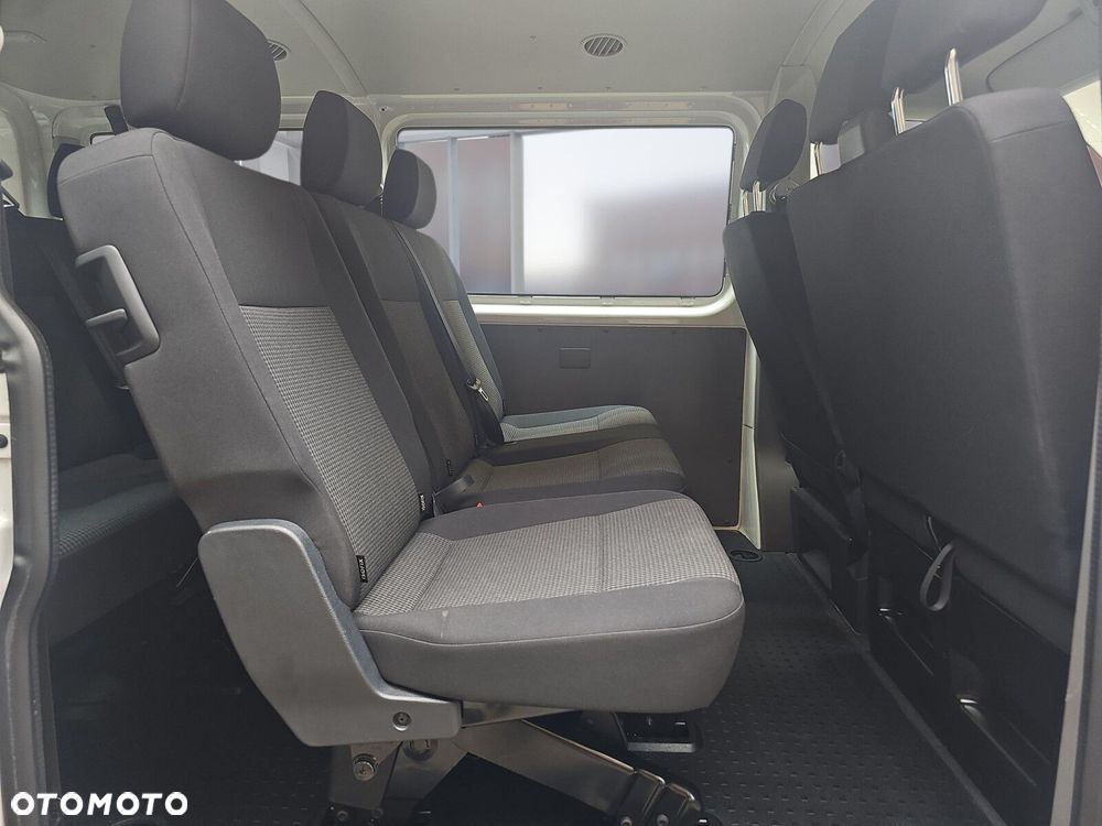Volkswagen Transporter 2.0 TDI 6-biegowa 150KM 3000 - 11