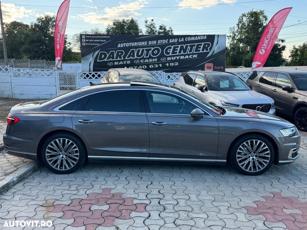 Audi A8 - 7