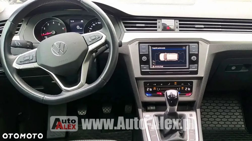 Volkswagen Passat 1.5 TSI EVO Elegance - 12