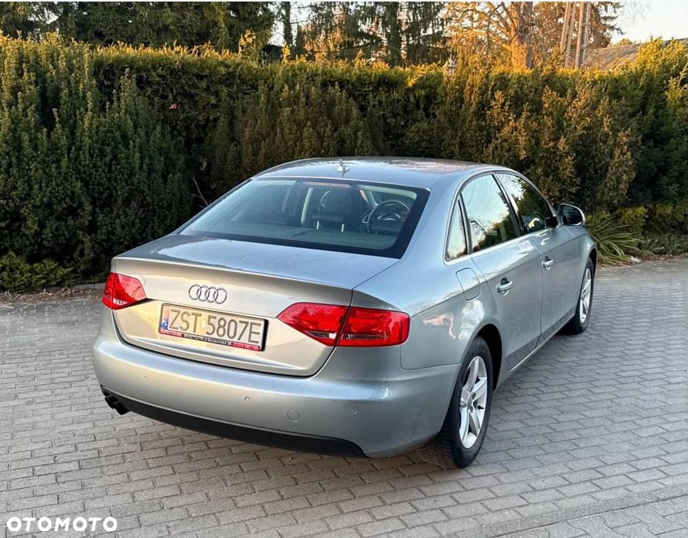 Audi A4 Limousine - 2