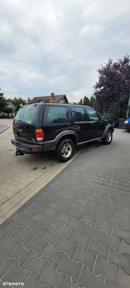 Ford Explorer - 34