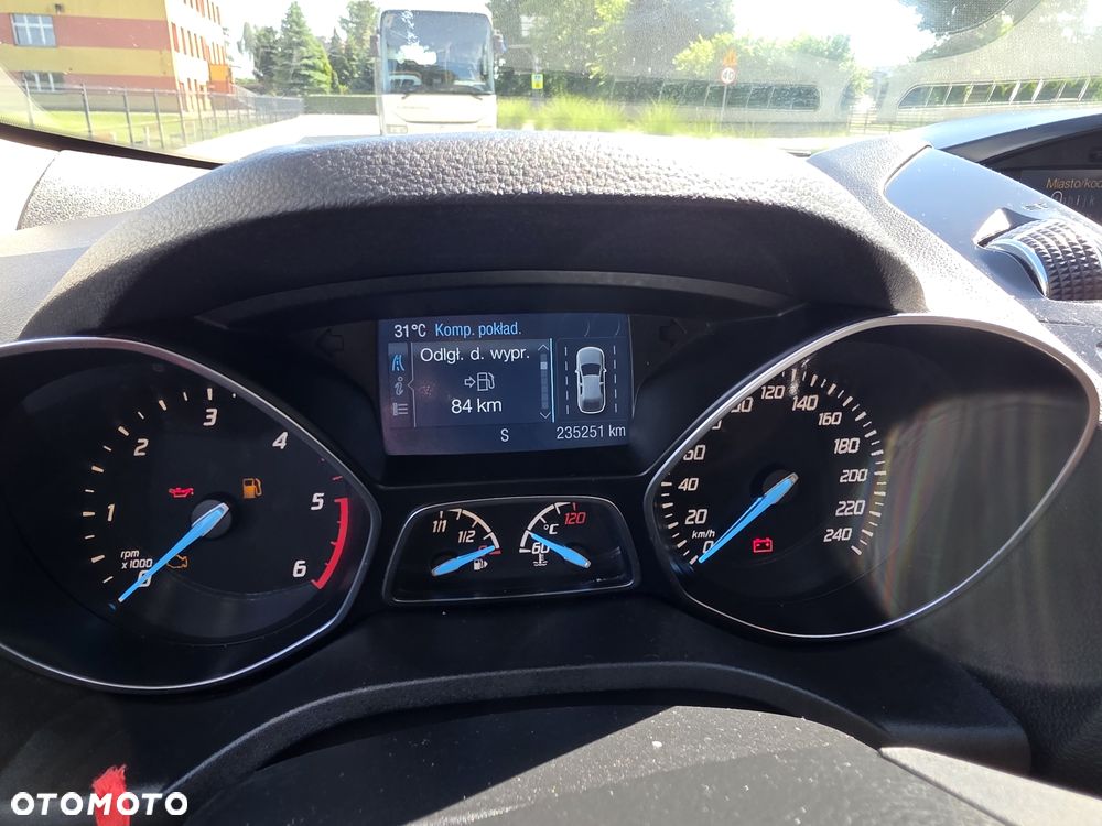 Ford Kuga 2.0 TDCi 4x4 SYNC - 25