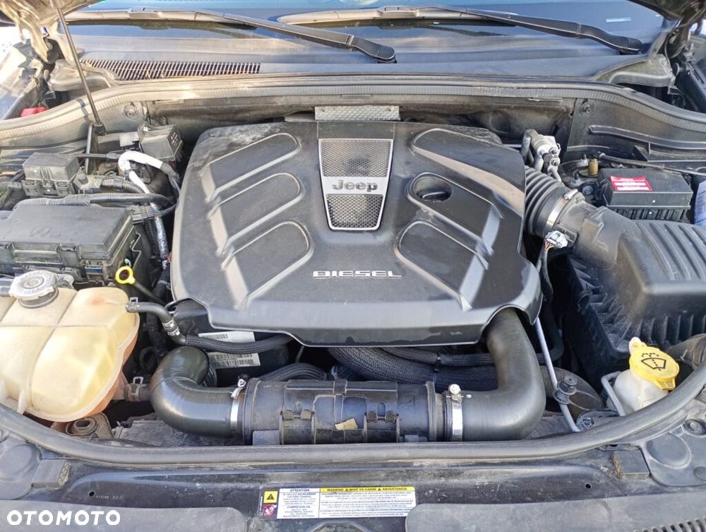 Jeep Grand Cherokee - 19