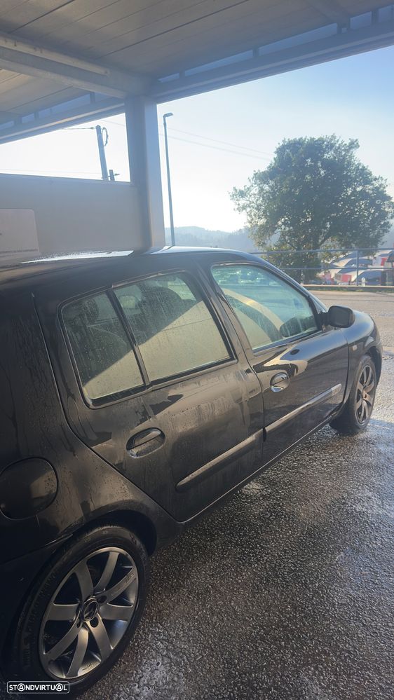 Renault Clio 1.5 dCi Pack - 4