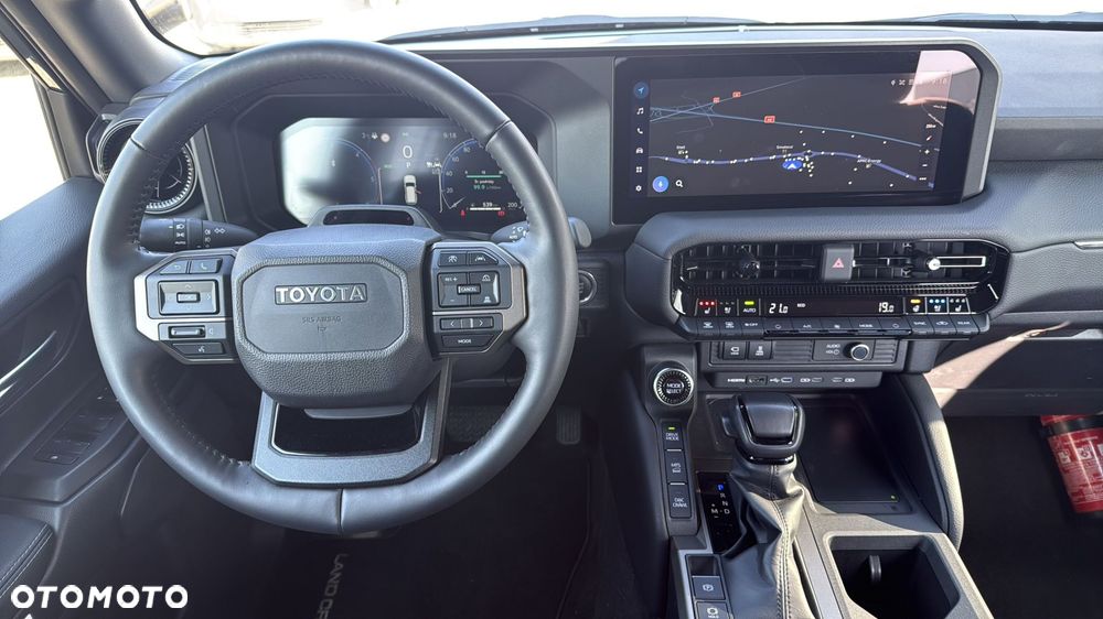 Toyota Land Cruiser LC 2.8 D-4D Invincible - 10