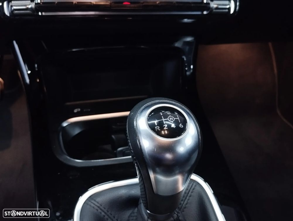 Mercedes-Benz A 180 d Style — fotografia 33