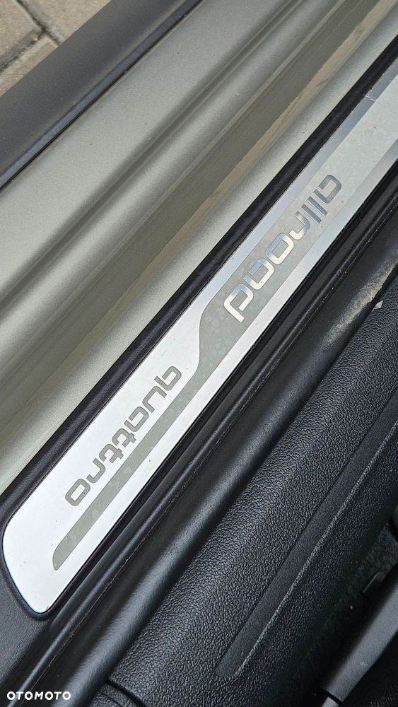 Audi A4 Allroad - 22