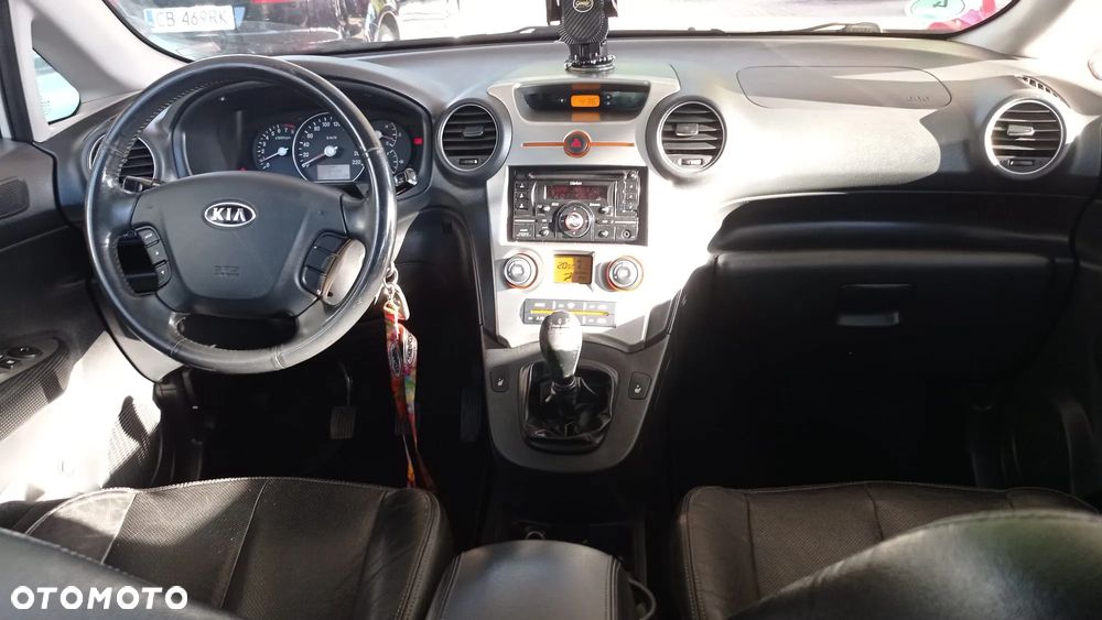 Kia Carens 2.0 CVVT EX - 9