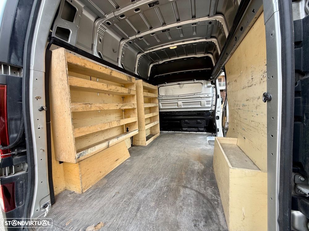 Renault TRAFFIC L2H2 - 11