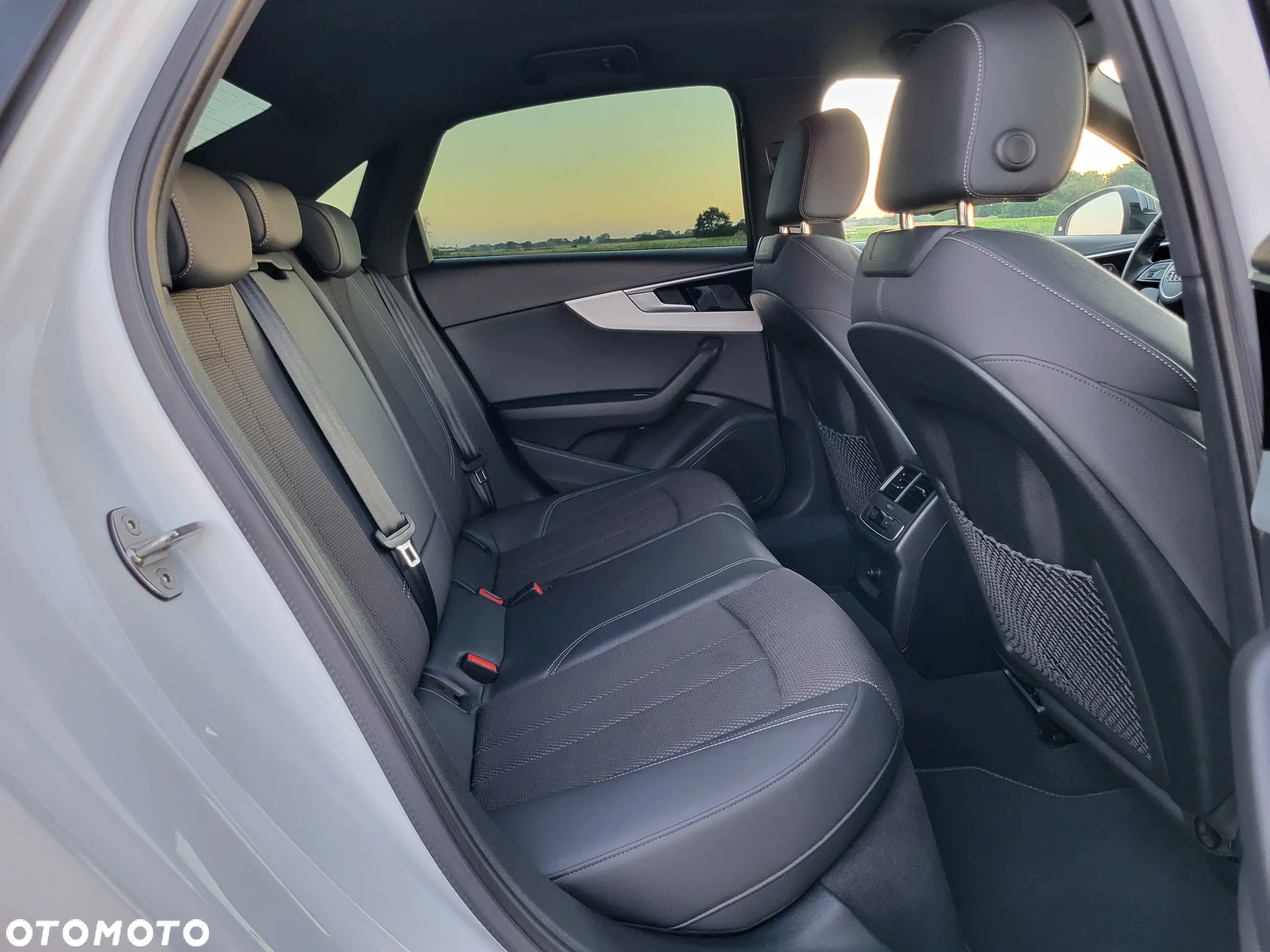 Audi A4 40 TDI S tronic S line - 21