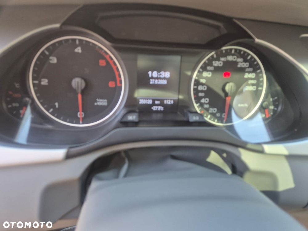 Audi A4 Avant 2.0 TDI Multitronic - 10
