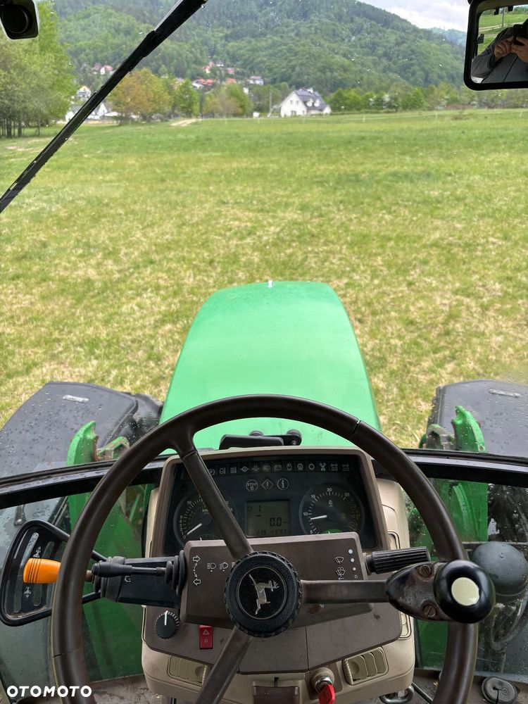 John Deere 6810 - 9