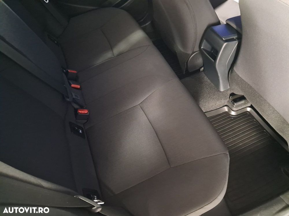 Toyota Corolla - 19