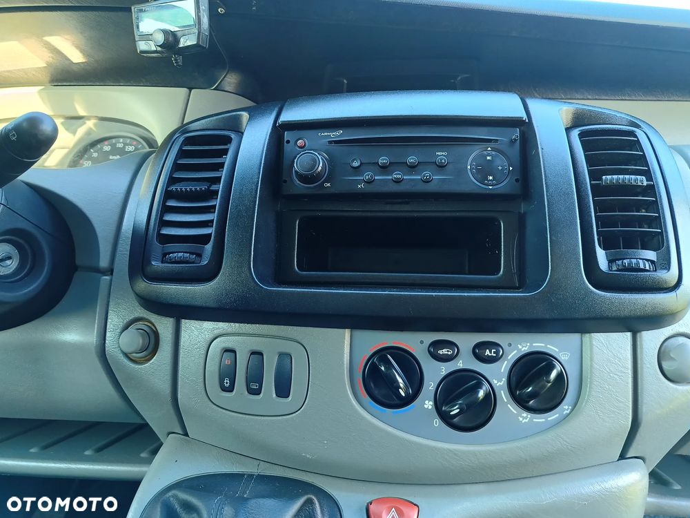 Renault Trafic - 3