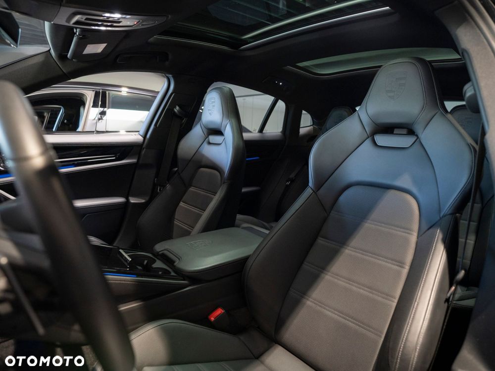 Porsche Panamera - 19