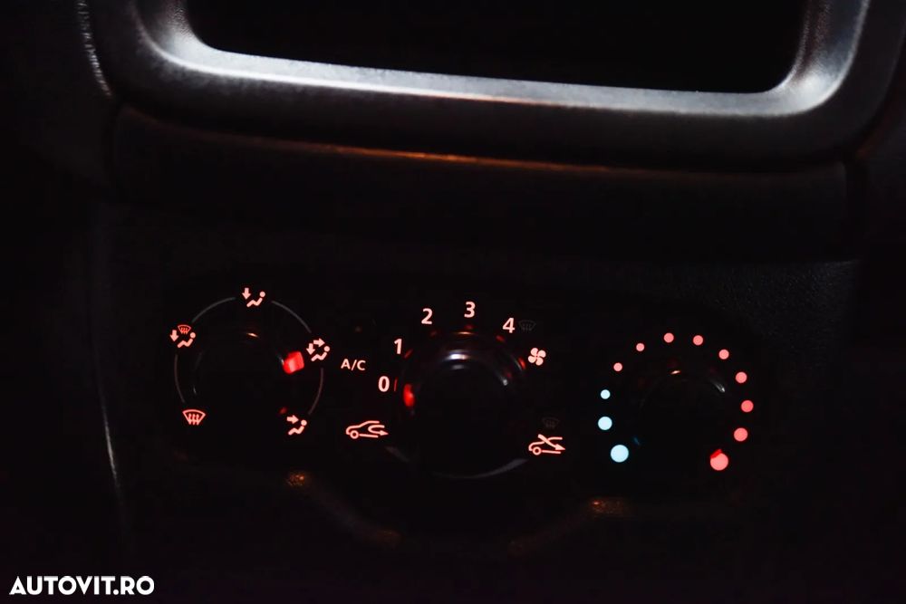 Dacia Dokker 1.5 Blue dCi Laureate - 9