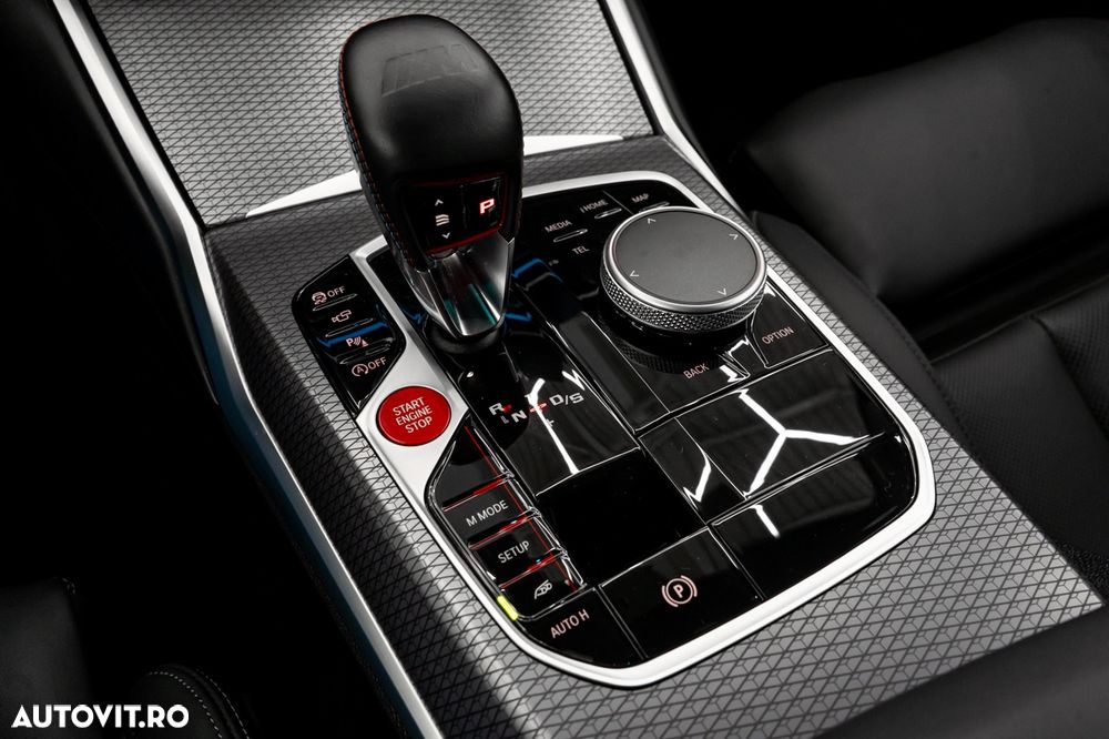 BMW M4 Competition AT - 34