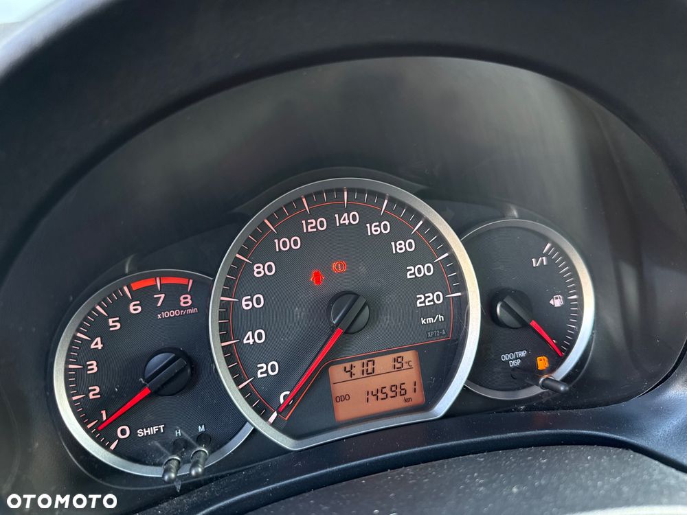 Toyota Yaris 2012 photo 3