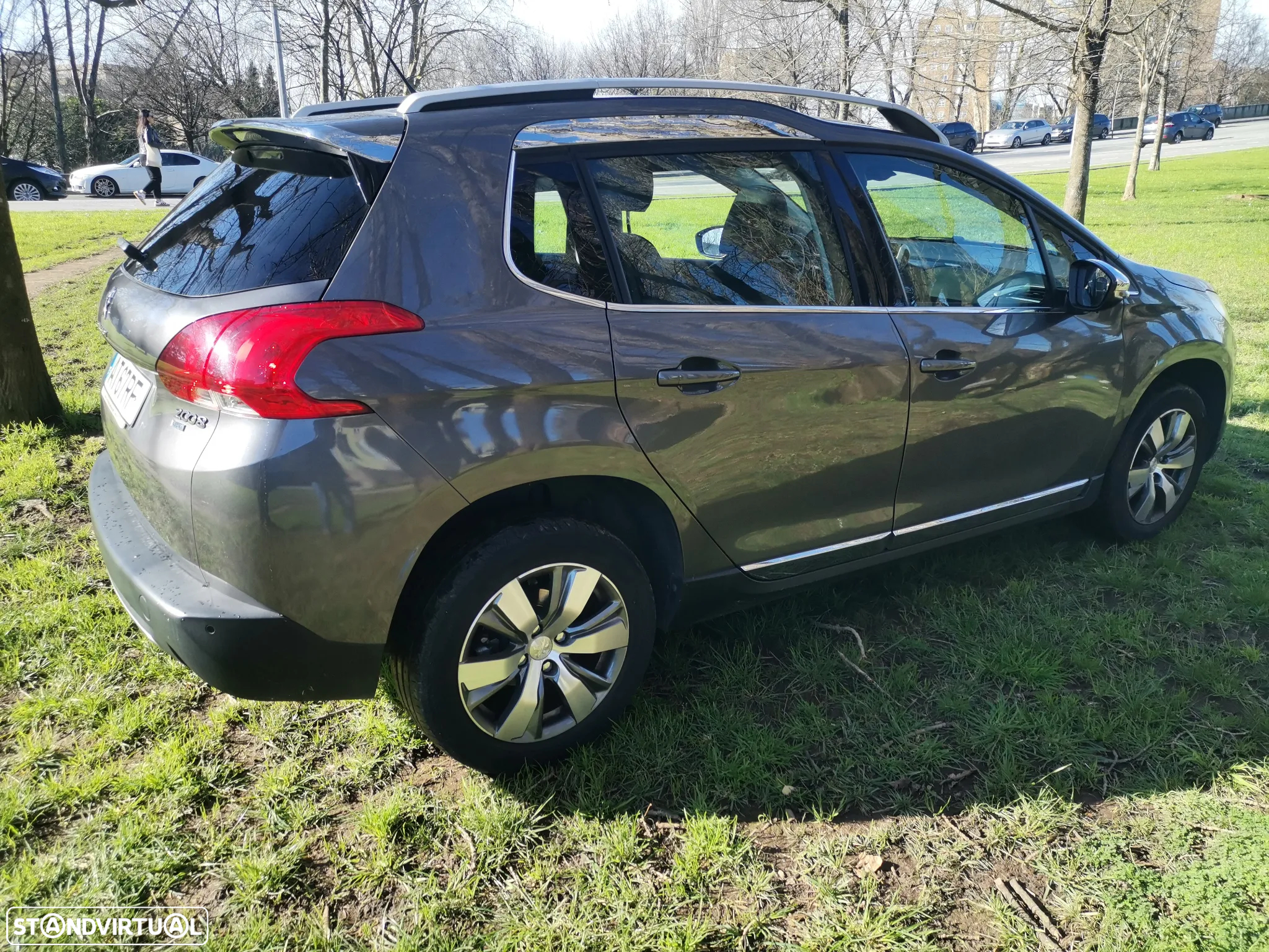 Peugeot 2008 1.6 e-HDi Allure 2-Tronic - 7