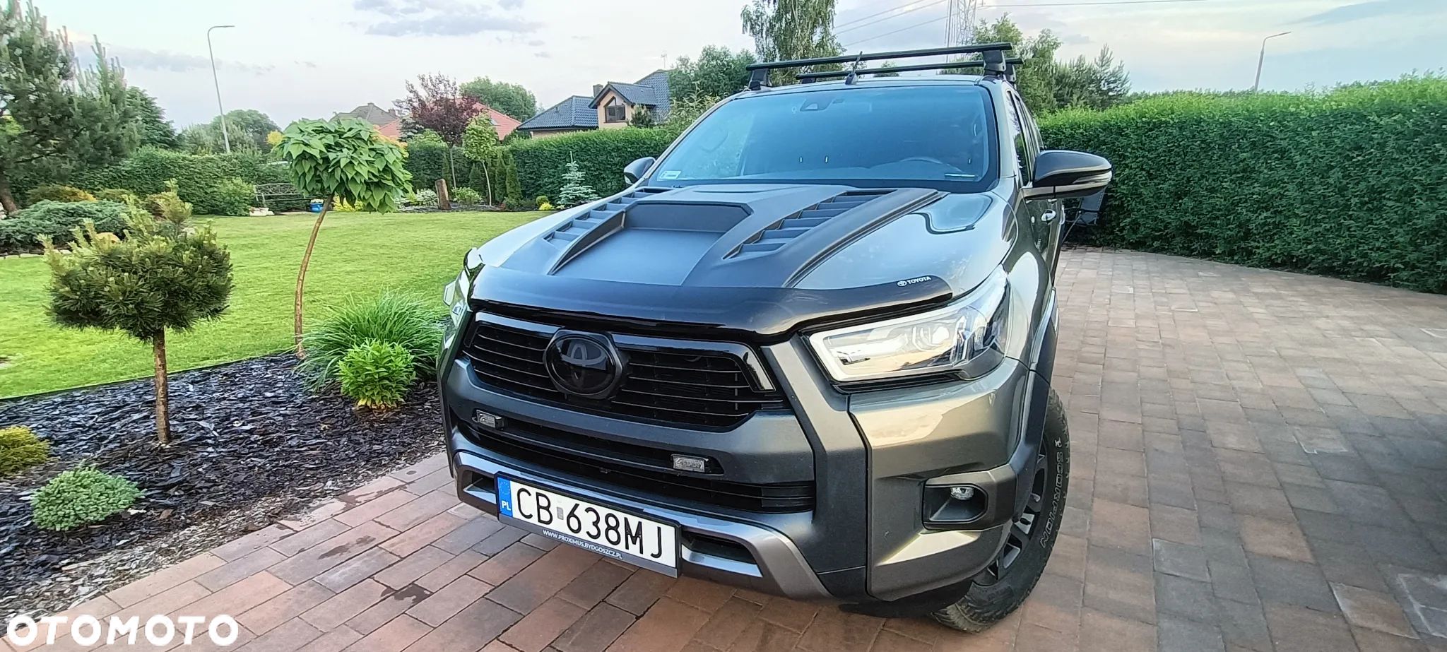 Toyota Hilux 2.8 D-4D Double Cab Invincible 4x4 - 1