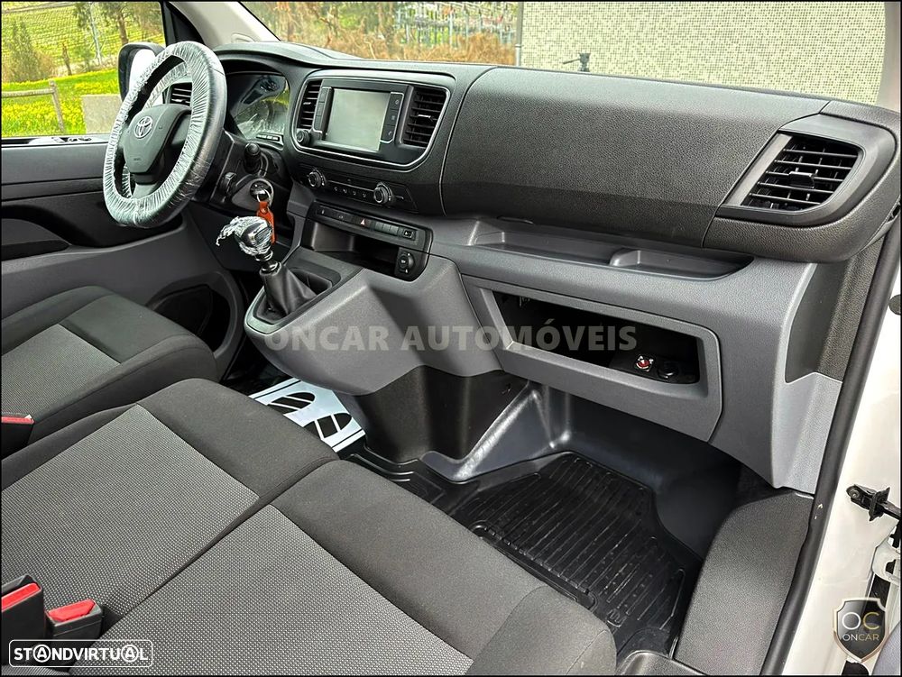 Toyota Proace Verso - 29