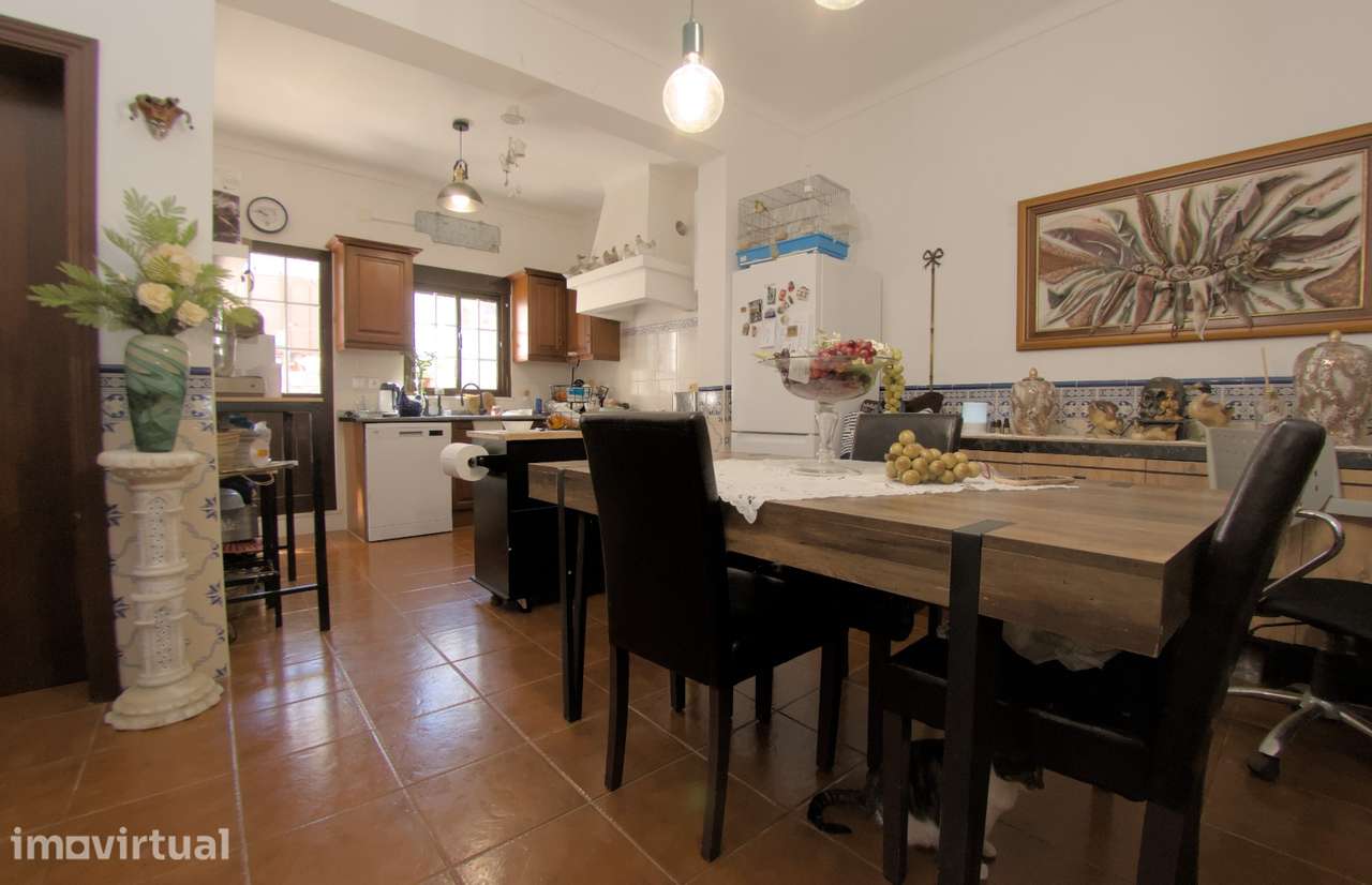 Moradia Remodelada no Alentejo: O Refúgio Familiar Perfeito com Potenc - Grande imagem: 4/14