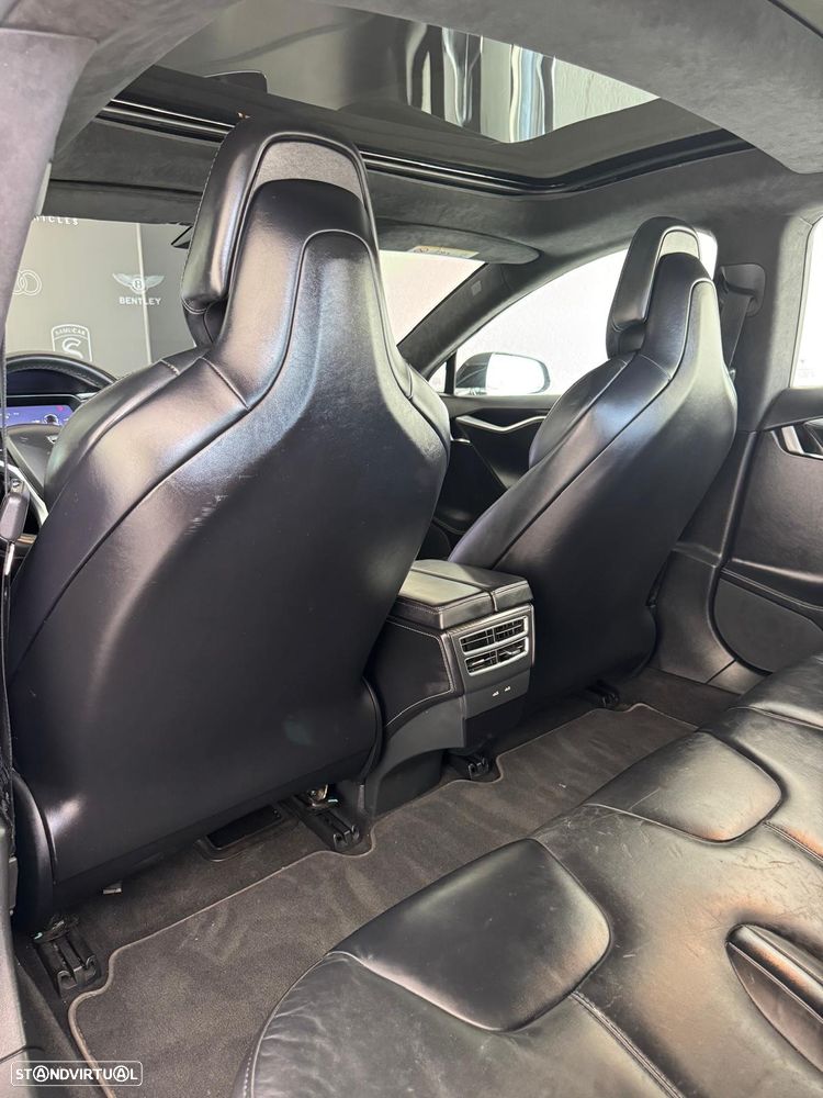 Tesla Model S Standard - 12