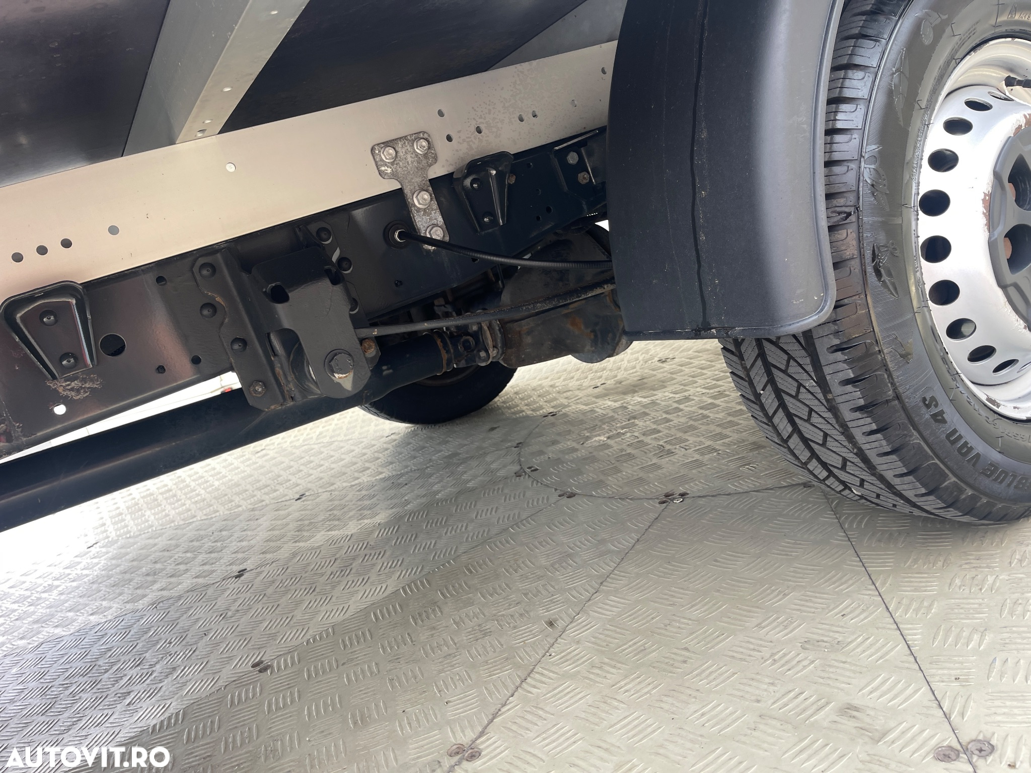 Iveco Daily 35S16 KOFFER LIFT - 14