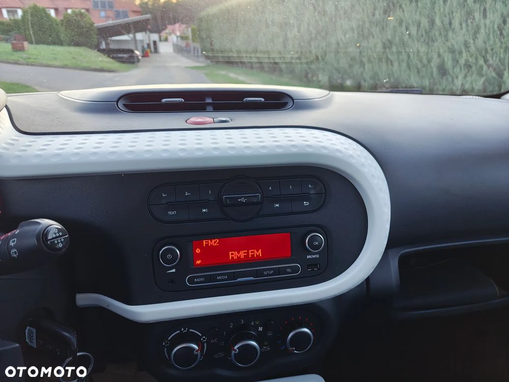 Renault Twingo SCe 70 LIMITED 2018 - 25