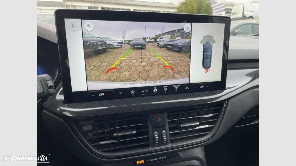 Ford Focus SW 1.0 EcoBoost MHEV ST-Line X - 13