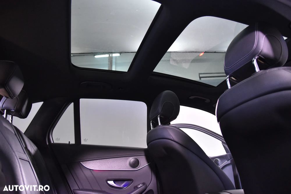 Mercedes-Benz GLC 300 4Matic 9G-TRONIC AMG Line - 24