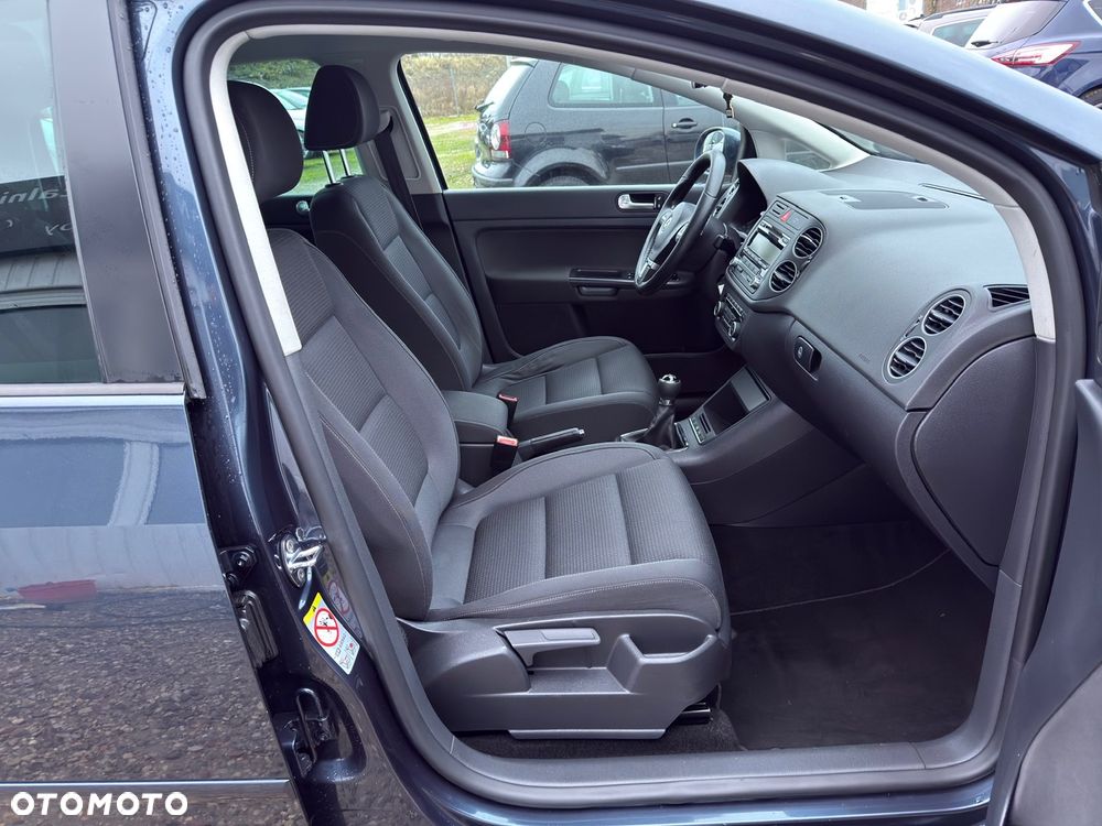 Volkswagen Golf Plus 1.6 TDI BlueMot Comfortline - 26