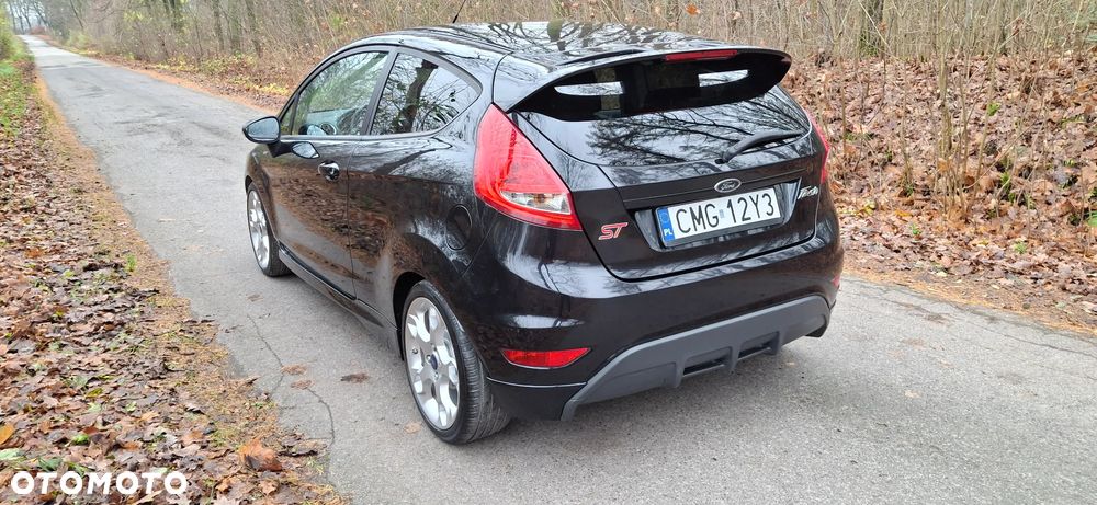 Ford Fiesta 1.6 Sport - 4