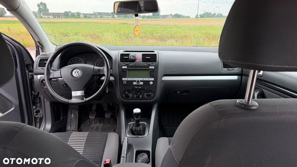 Volkswagen Golf 1.6 Trendline - 8