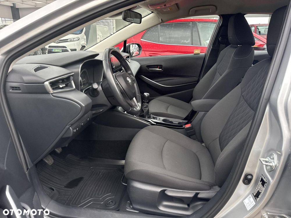 Toyota Corolla - 15