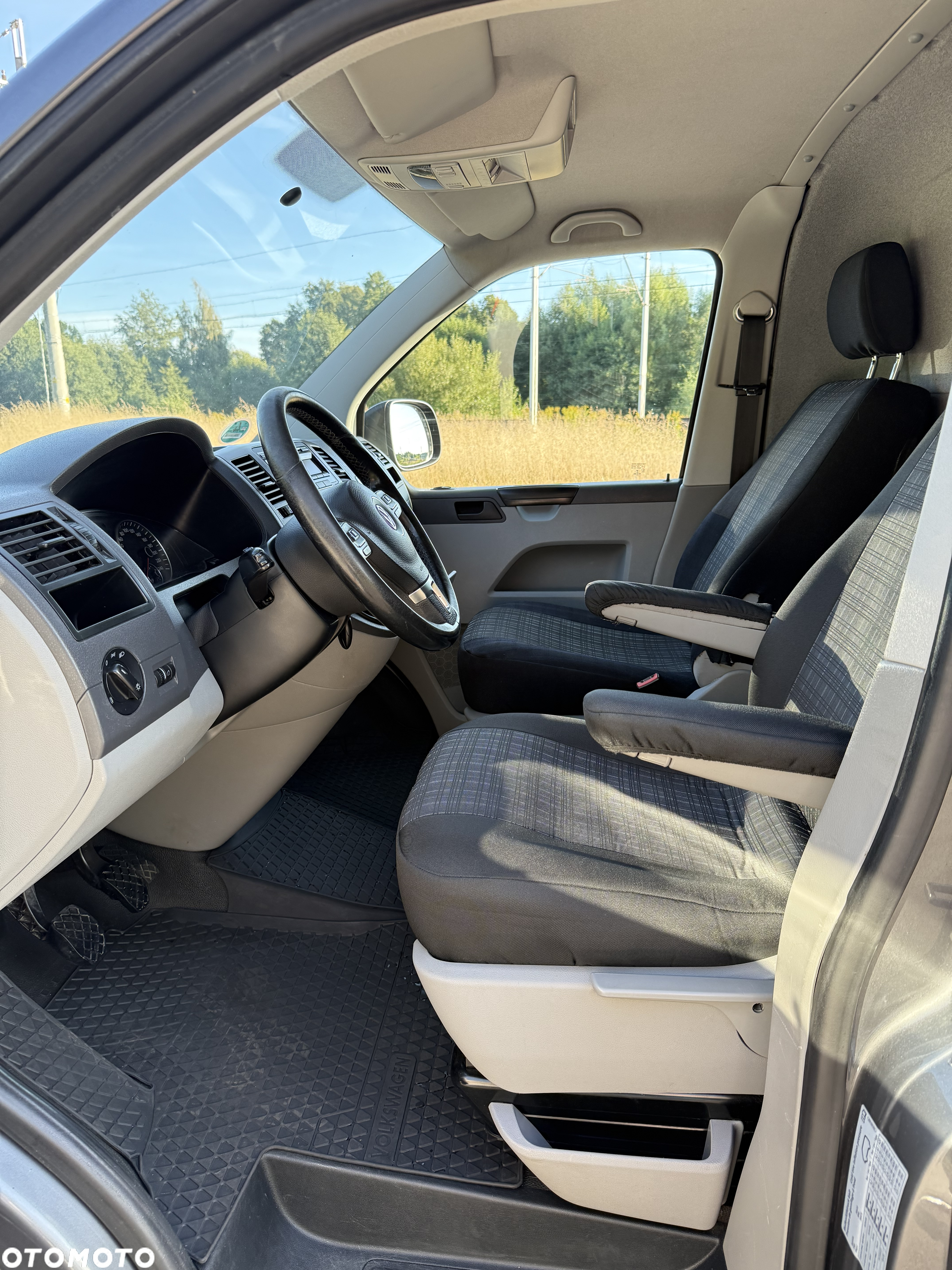 Volkswagen Transporter T5 - 9