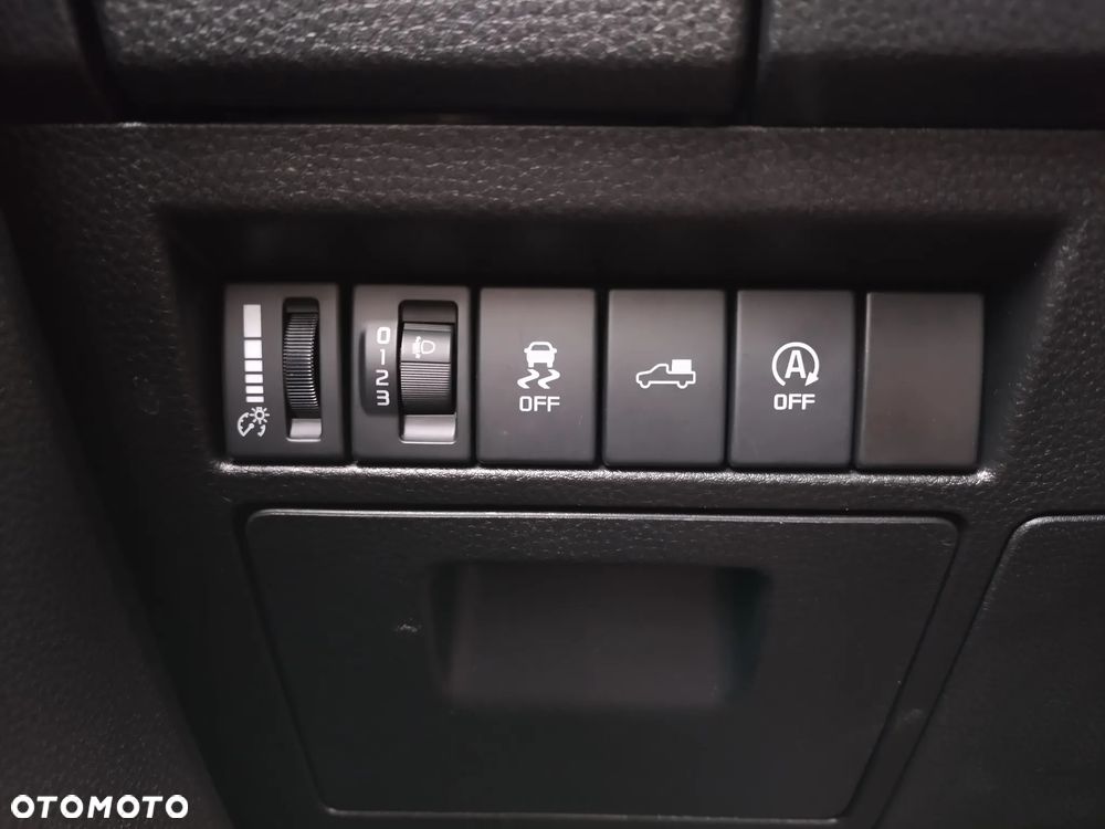 Isuzu D-Max 1.9 DC LSX - 14