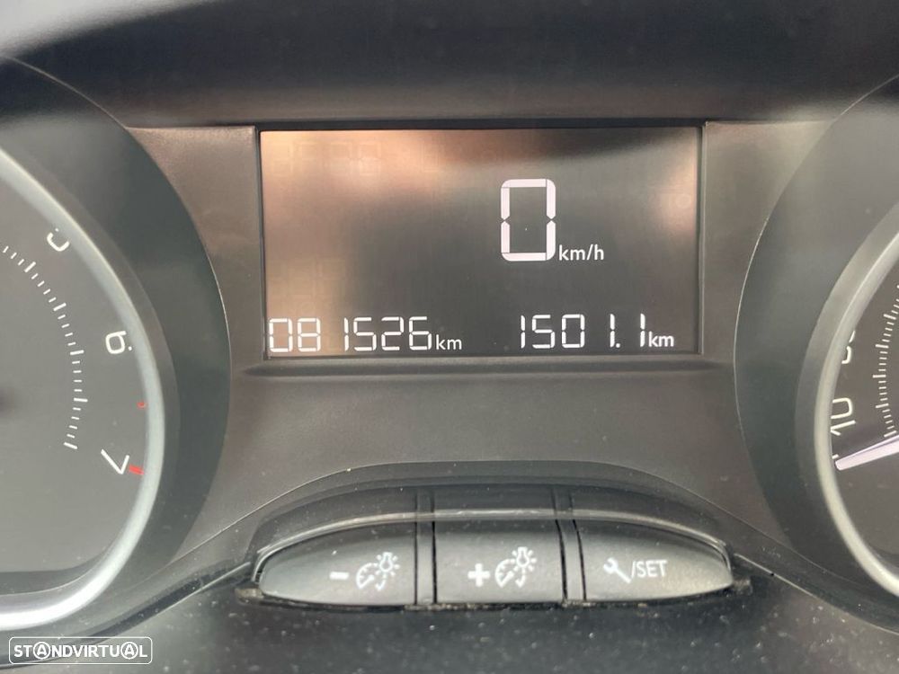 Peugeot 2008 1.2 PureTech Active - 3