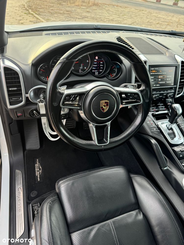 Porsche Cayenne Diesel Platinum Edition - 20