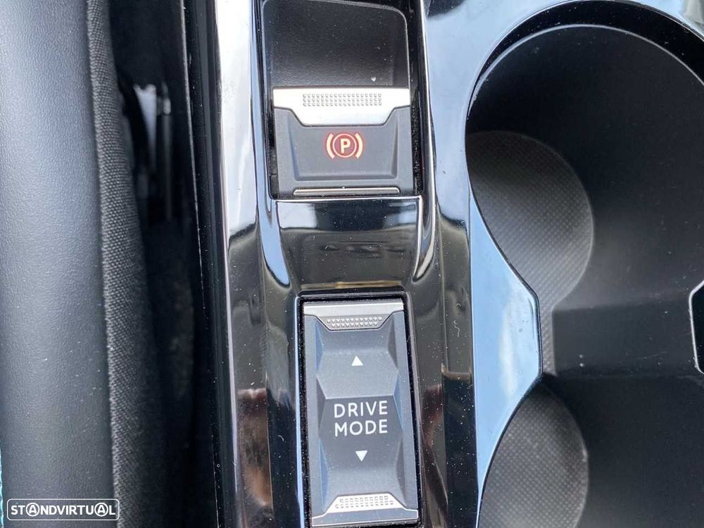 Peugeot 2008 1.5 BlueHDi Allure - 18