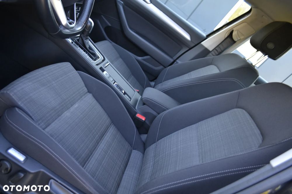 Volkswagen Passat 2.0 TSI Business DSG - 25