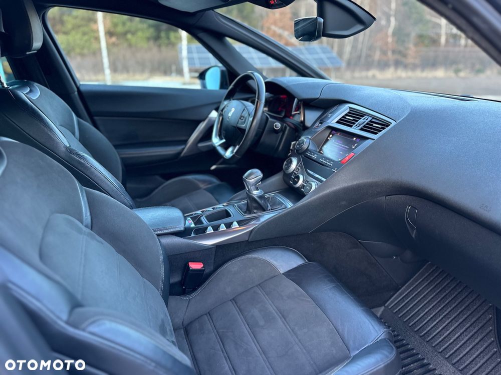 DS Automobiles DS 5 - 15