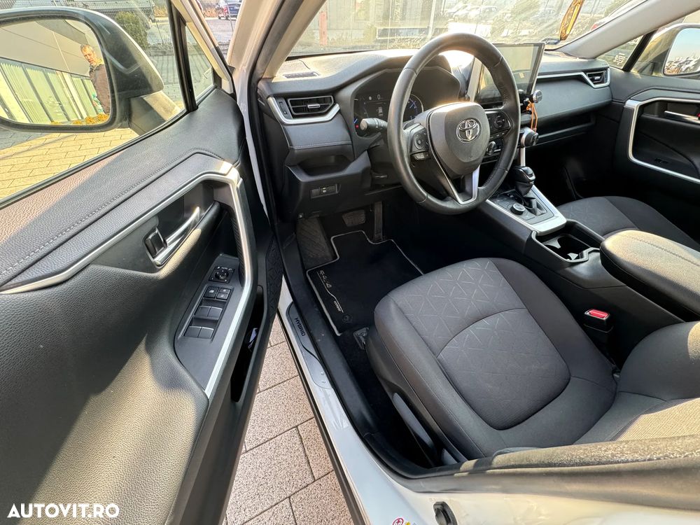 Toyota RAV4 - 21