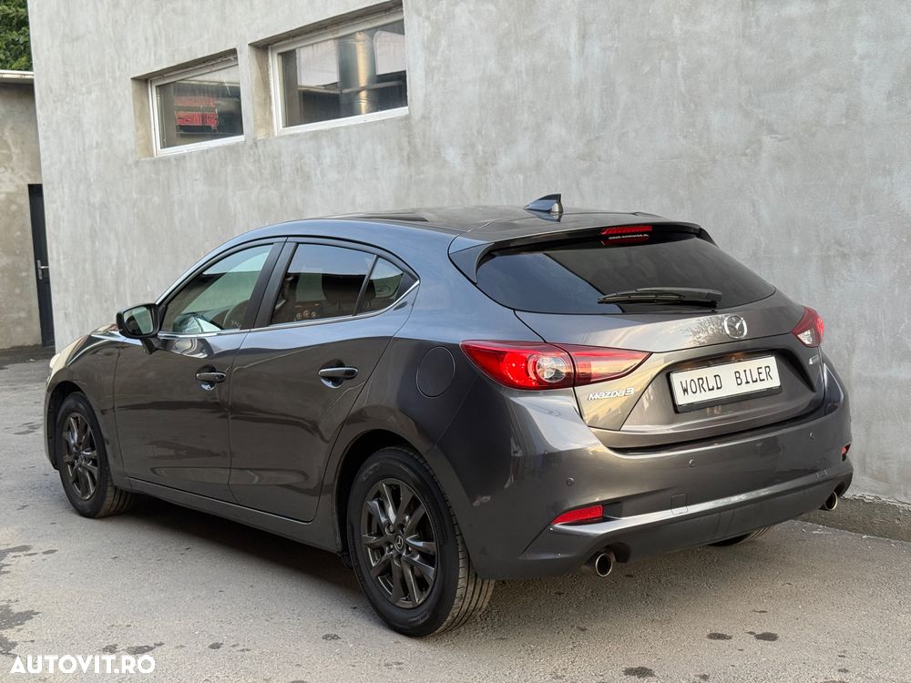 Mazda 3 - 6