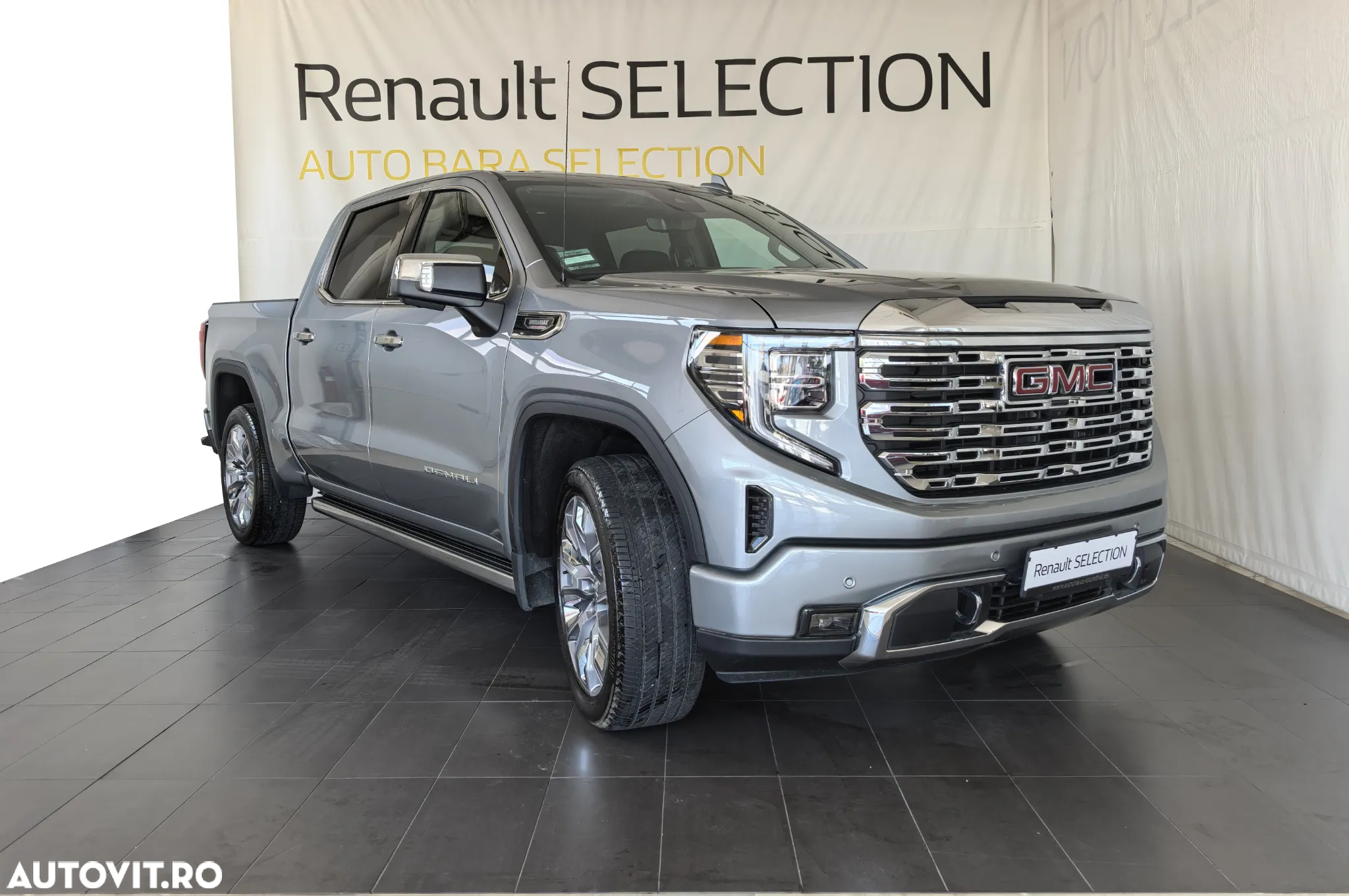 GMC Sierra - 3