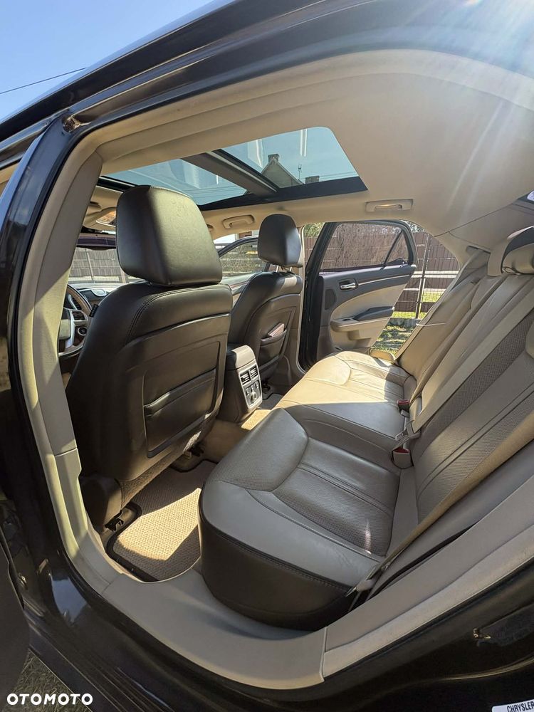 Lancia Thema 3.6 Executive - 22